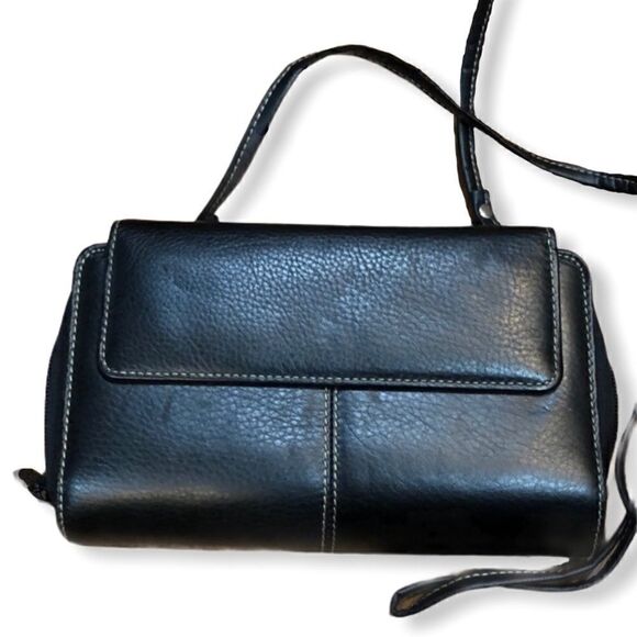 Buxton Handbags - 𝅺buxton Black Leather Leather Foldover Crossbody